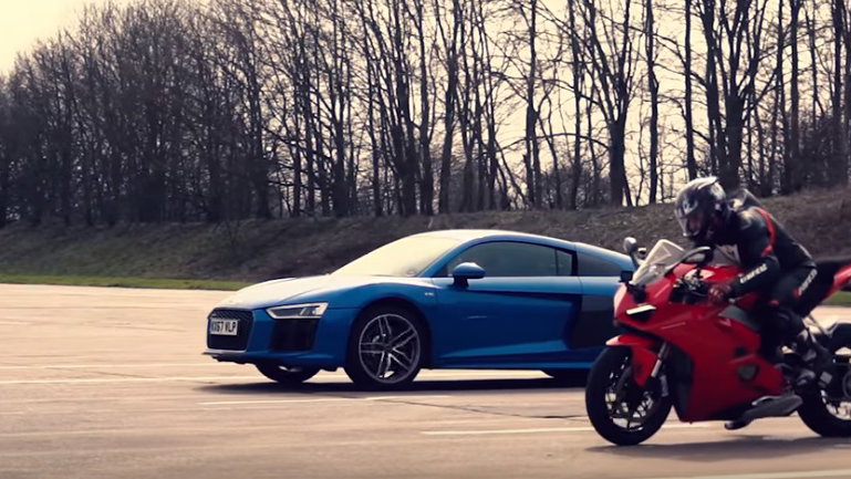 Audi R8 Vs Ducati Panigale V4
